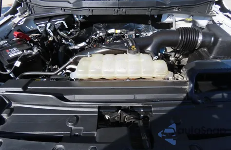 2022 Ford F150 z USA, uszkodzony, nr VIN 1FTMF1CP3NKE38635